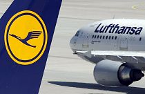 Pilotos da Lufthansa interrompem greves para processo de mediação