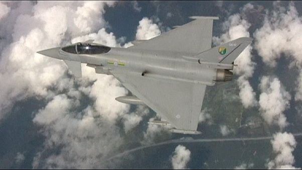 Russische Kampfbomber nahe dem britischen Luftraum abgefangen Russische Kampfbomber nahe dem britischen Luftraum abgefangen