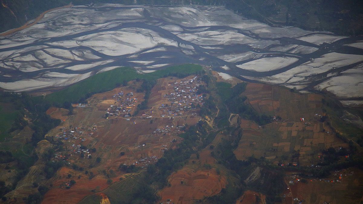 Nepal, ritrovati i resti dell'elicottero militare Usa scamparso martedì