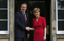 David Cameron ve Nicola Sturgeon İskoç parlamentosuna yetki devrini tartıştı