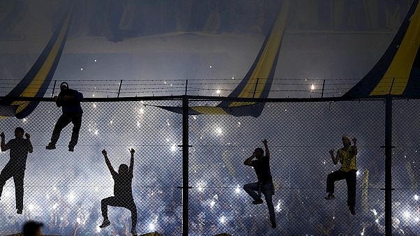Angriff im Stadion Angriff im Stadion