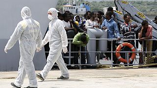 Trecientos inmigrantes rescatados frente a las costas libias