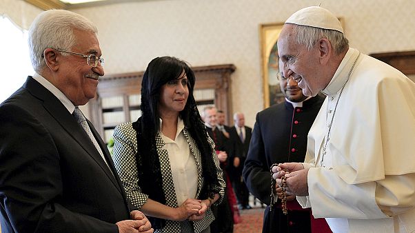 Békeangyalnak nevezte Ferenc pápa a palesztin elnököt Békeangyalnak nevezte Ferenc pápa a palesztin elnököt