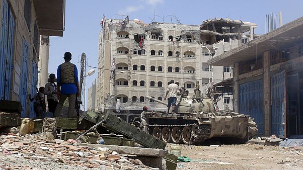 Les combats se poursuivent malgré la trêve au Yémen Les combats se poursuivent malgré la trêve au Yémen