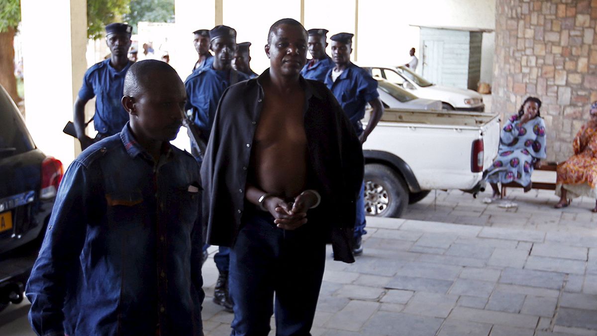 Burundi: Alegados responsáveis por tentativa de golpe de Estado levados a tribunal