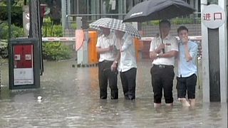 China: Fuzhou flooded as heavy rain lashes Fujian Province