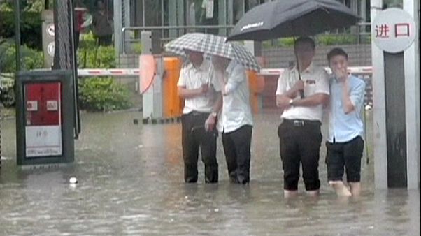 Pioggia torrenziale in Cina Pioggia torrenziale in Cina