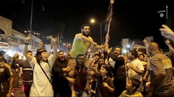 Musul'da 'Ramadi zaferi' kutlaması Musul'da 'Ramadi zaferi' kutlaması
