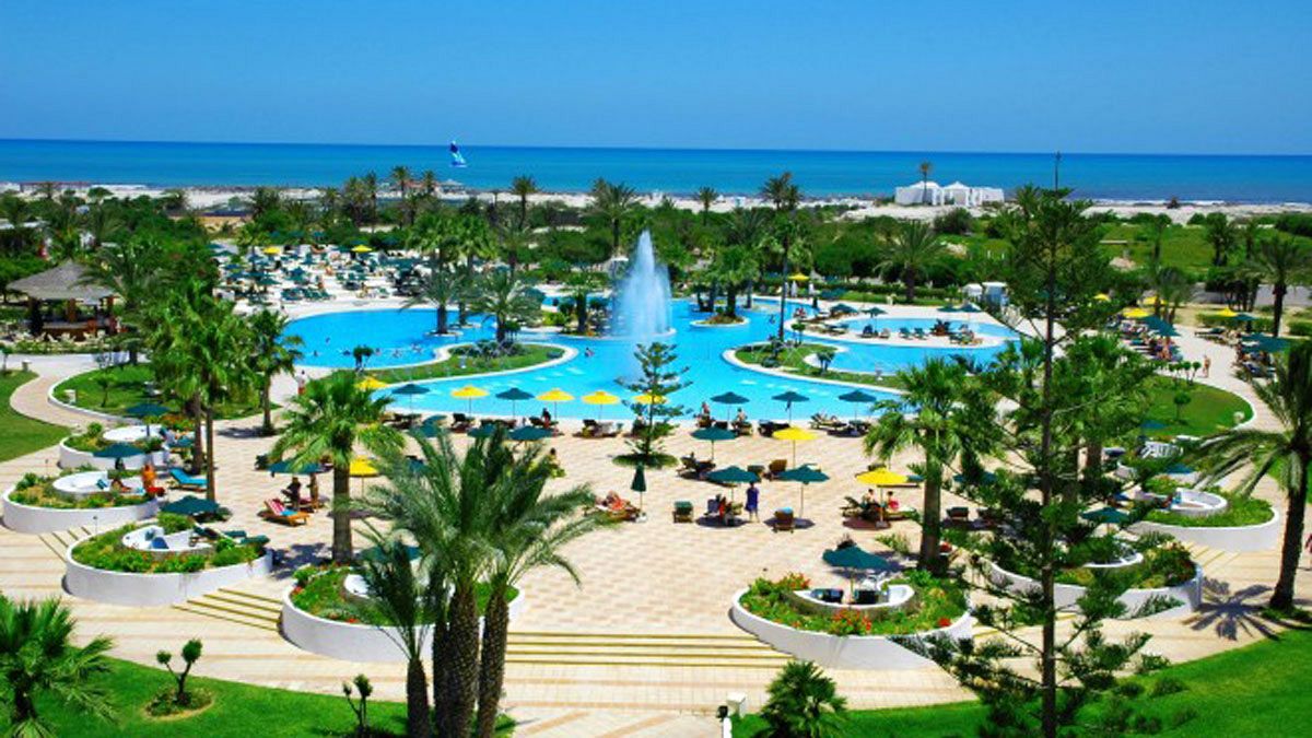 في جزيرة جربة التونسية مهنيو السياحة يخشون موسما صيفيا "كارثيا"