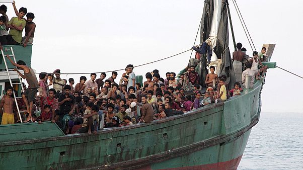 Dramma dei migranti nel sud-est asiatico: gli Stati Uniti offrono aiuti ai paesi di accoglienza Dramma dei migranti nel sud-est asiatico: gli Stati Uniti offrono aiuti ai paesi di accoglienza