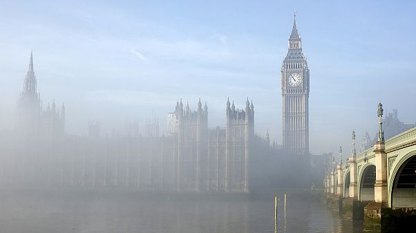 Politikusok, televíziósok és rádiósok is molesztálták a brit gyerekeket Politikusok, televíziósok és rádiósok is molesztálták a brit gyerekeket