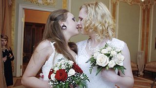 Casamento 'gay' na Europa em marcha lenta até à paridade