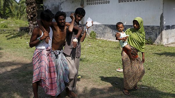 Primer ministro malasio ordena rescate de inmigrantes ante llegada de barcos a Indonesia y Malasia Primer ministro malasio ordena rescate de inmigrantes ante llegada de barcos a Indonesia y Malasia