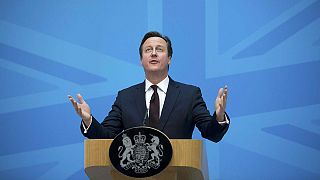 UK: Cameron unveils immigration clampdown as statistics soar