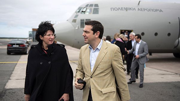 Με C-130 στην Σύνοδο Κορυφής ο Αλέξης Τσίπρας (φωτο) Με C-130 στην Σύνοδο Κορυφής ο Αλέξης Τσίπρας (φωτο)
