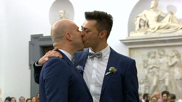 21 maggio. Roma celebra 11 unioni gay nella giornata contro l'omofobia 21 maggio. Roma celebra 11 unioni gay nella giornata contro l'omofobia