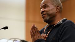 Image: Former felon speaks to Virginia legislators about expungement proces