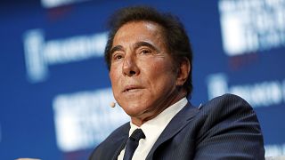 Image: Steve Wynn speaks at a conference in Beverly Hills