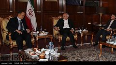 ظریف: هیچ کشوری نباید در گفتگوهای صلح یمن دخالت کند