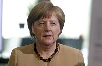 Merkel: Um acordo para a Grécia exige "muito trabalho"
