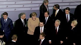 На рижском саммите - единство, у соседей ЕС - раскол