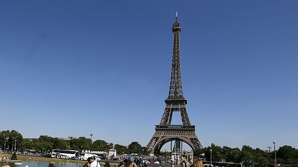 Torre Eiffel em greve Torre Eiffel em greve