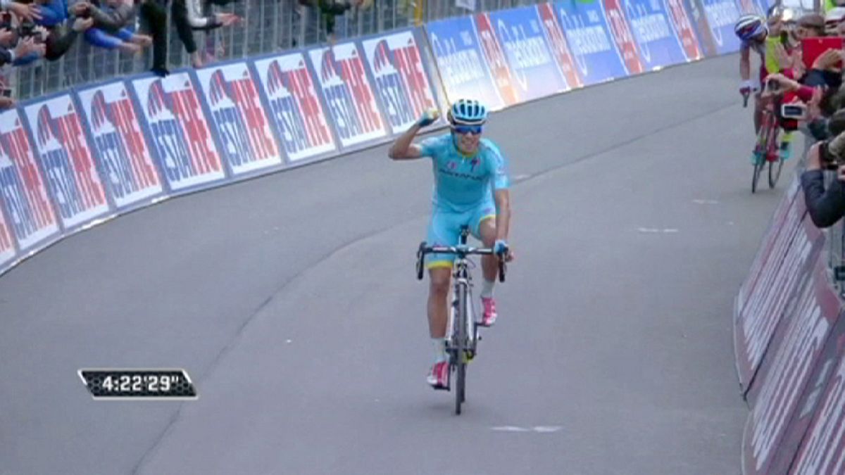 Giro: Landa vince a Madonna di Campiglio, prosegue la lotta serrata tra Contador e Aru