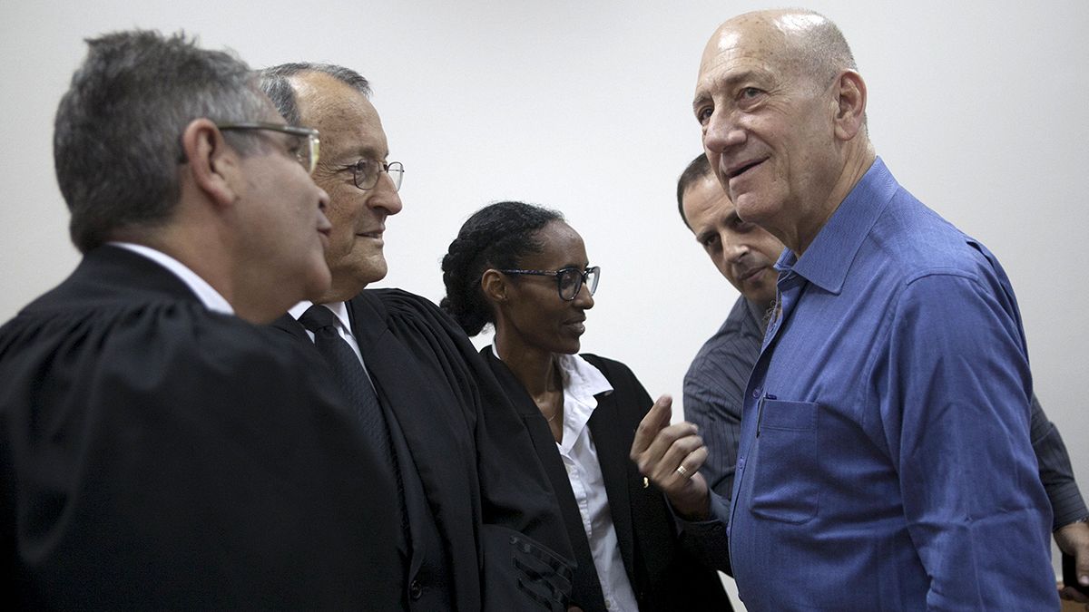Israël : Ehud Olmert condamné à 8 mois ferme pour corruption