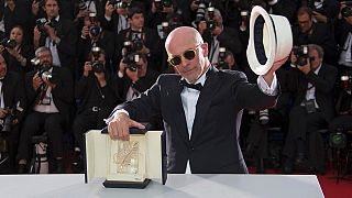 El francés Jacques Audiard gana la Palma de Oro en Cannes con 'Dheepan'