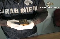 Detenido un policía municipal de Sicilia por aceptar sobornos de la mafia