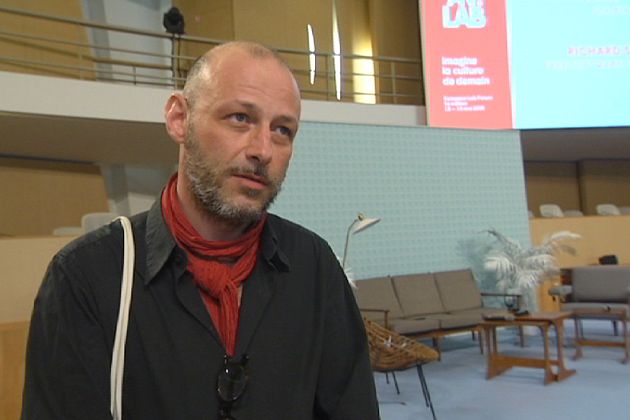 Jean-François Sanz : La génération de la cold wave « a décomplexé les gens »