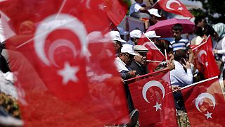 Turkish government majority unsure ahead of national poll