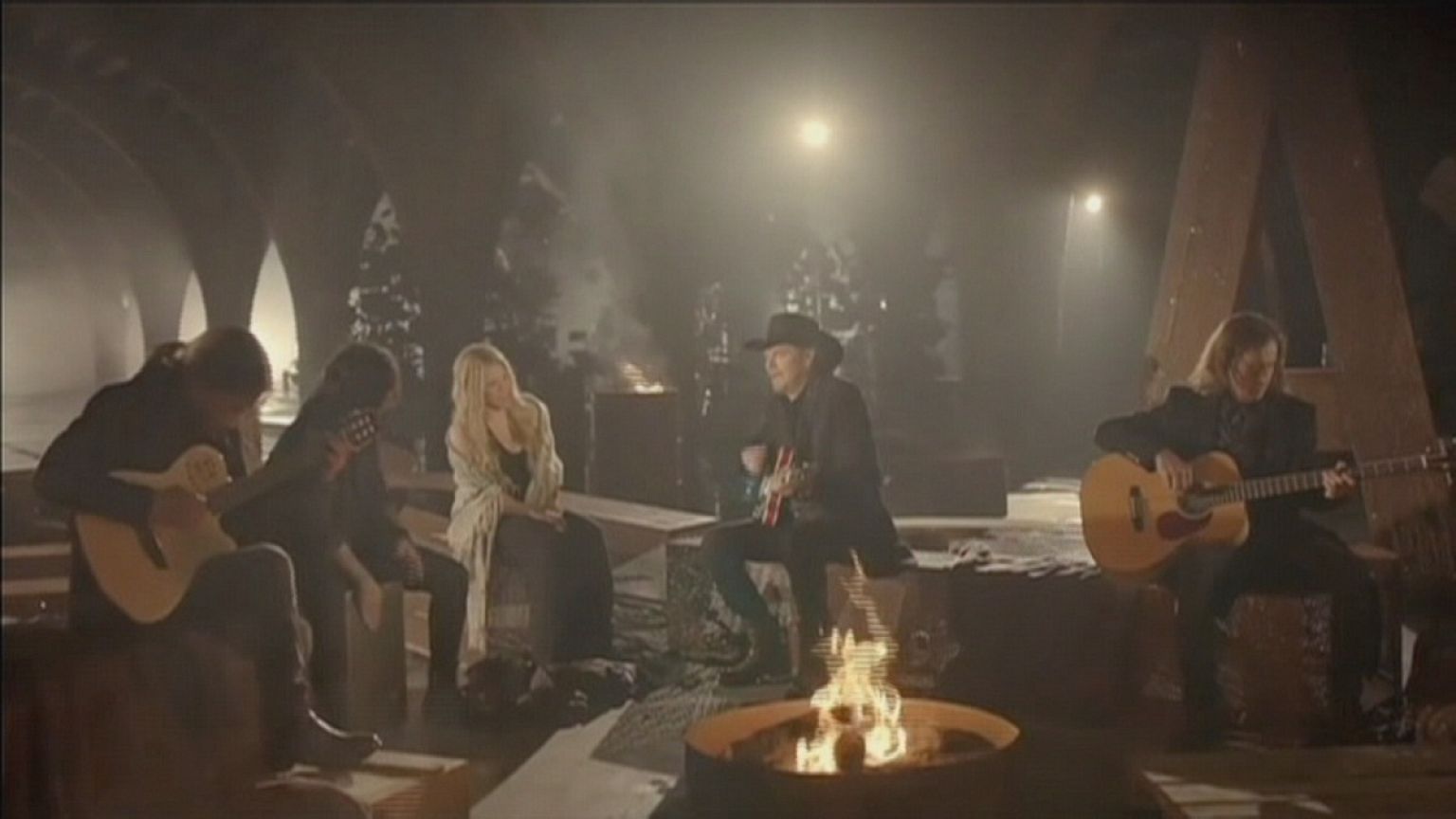 Maná und Shakira singen "Mi Verdad"