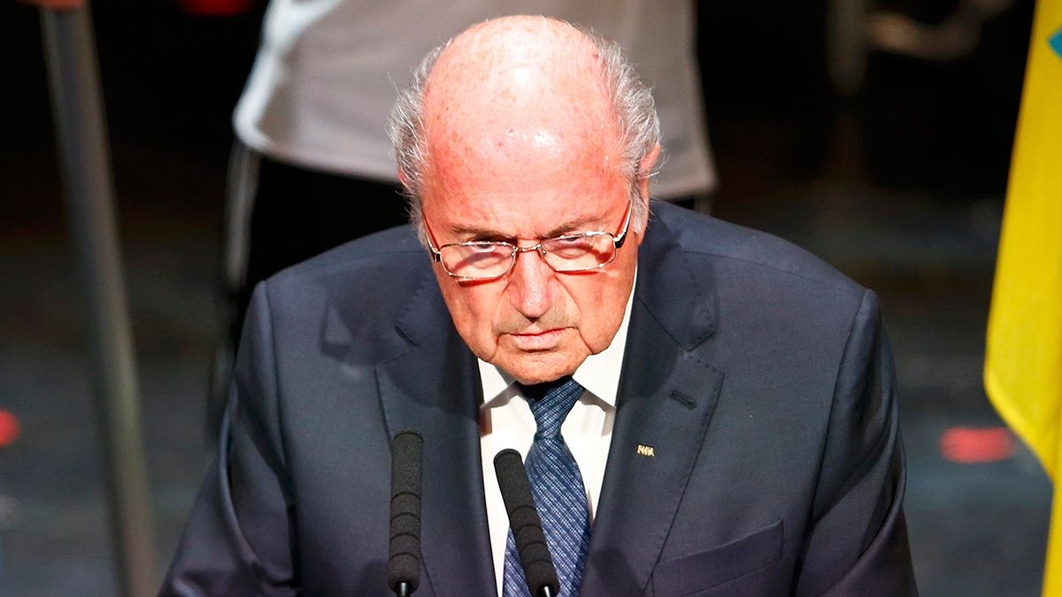Блаттер о скандале вокруг ФИФА: "я не могу следить за каждым..."