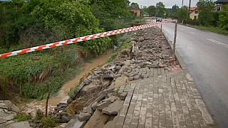 خسارت زدن طوفان و باران شدید به روستائیان در لهستان