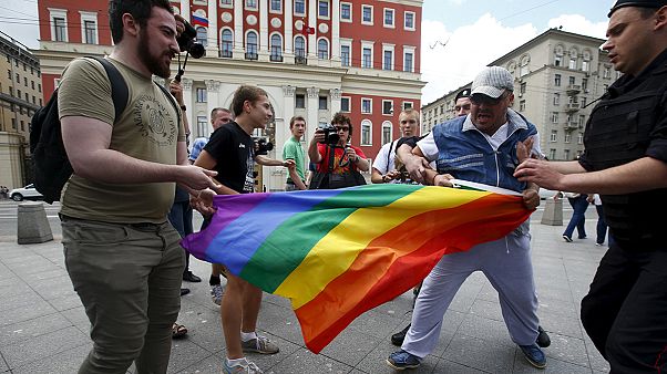 Al menos 20 detenidos durante una marcha del colectivo gay en Moscú Al menos 20 detenidos durante una marcha del colectivo gay en Moscú