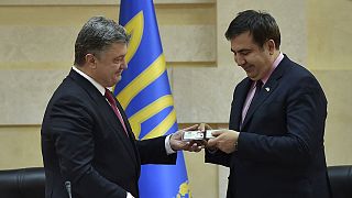 ساكاشفيلي رئيس جورجيا السابق حاكم لاوديسا الاوكرانية