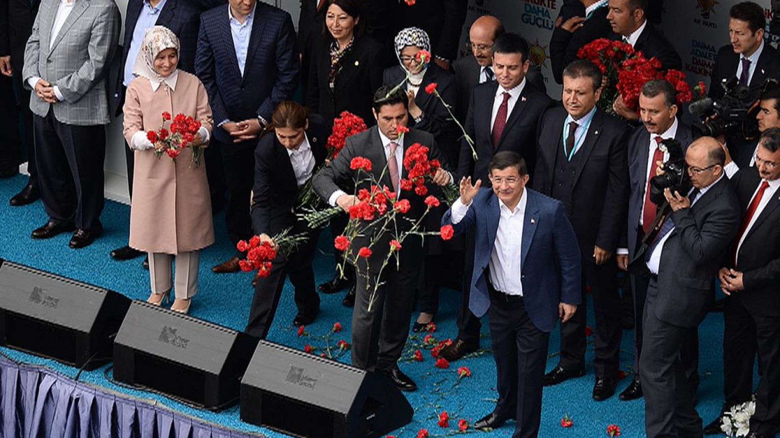 تلاش اردوغان برای بسیج طرفدارانش در آخرین هفته مبارزات انتخاباتی
