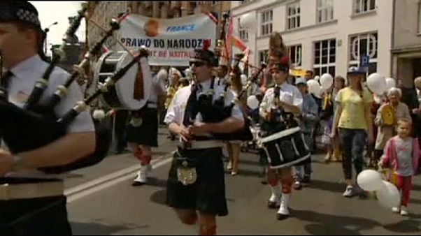 Pro-Life et poussettes dans les rues de Pologne Pro-Life et poussettes dans les rues de Pologne