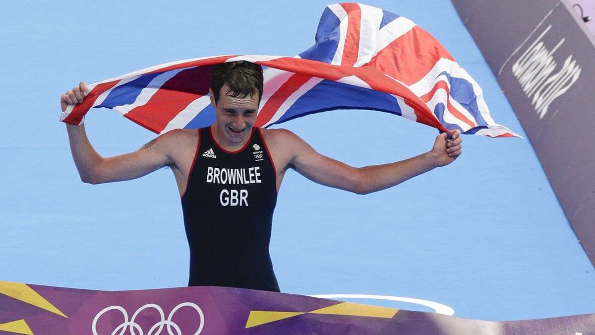 Alistair Brownlee wins London leg of ITU Triathlon World Series