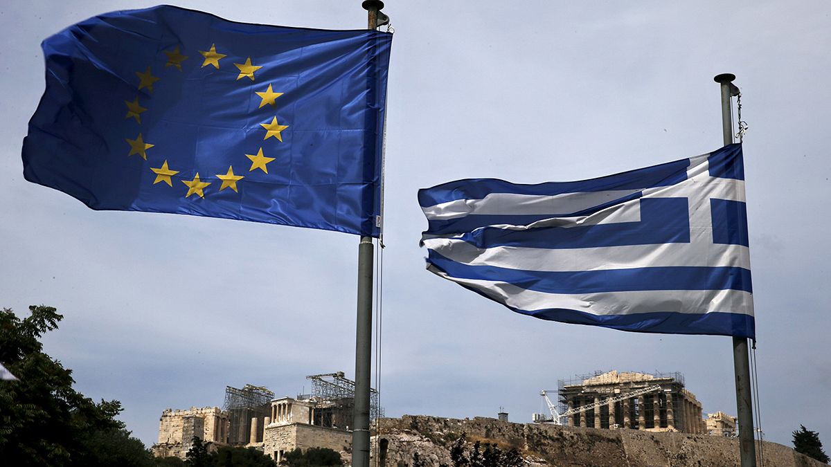 Berlin'de kritik Yunanistan zirvesi