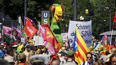Münih'te binlerce kirşi  G-7 Liderler Zirvesi'ni protesto etti