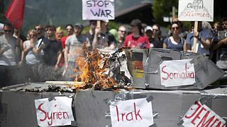 Münih'te binlerce kişi G-7 Zirvesi'ni protesto etti