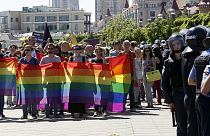 Ukrayna'da LGBT yürüşüne saldırı