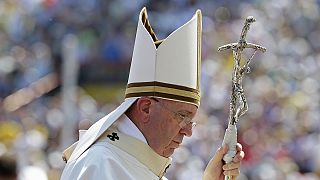 Papst in Sarajevo willkommen geheißen