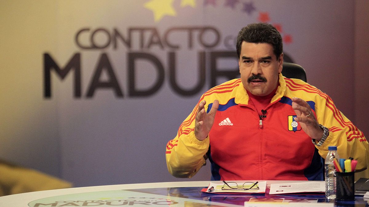 Maduro suspende su visita al Papa por "recomendación médica"