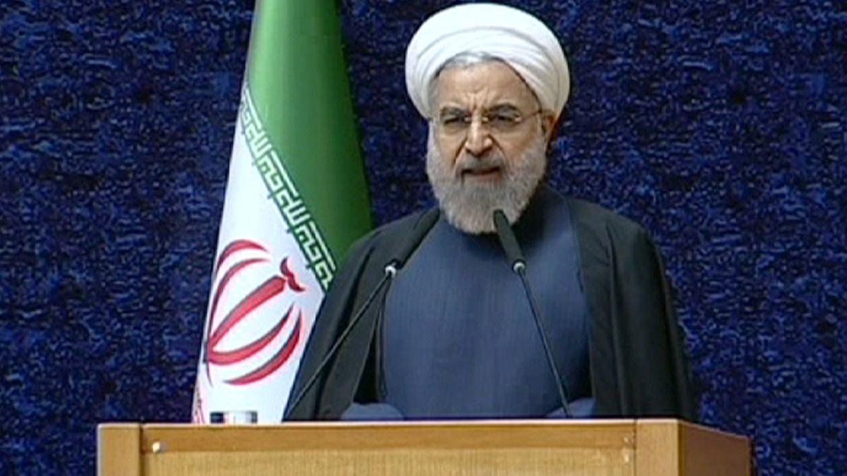 انتقاد شدید روحانی از سیاست هسته ای و محیط زیستی دوران احمدی نژاد