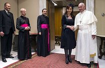 Quinta troca de prendas entre Cristina Kirchner e o Papa Francisco