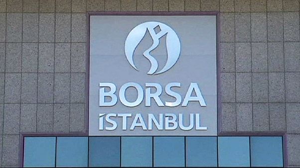 Turquía: incertidumbre de los mercados tras la pérdida de la mayoría absoluta por parte del AKP Turquía: incertidumbre de los mercados tras la pérdida de la mayoría absoluta por parte del AKP