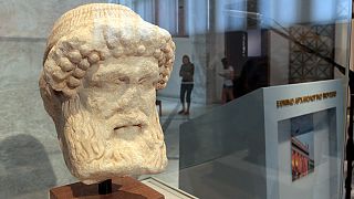 Επέστρεψε στην Ελλάδα η αρχαία μαρμάρινη κεφαλή του Ερμή!